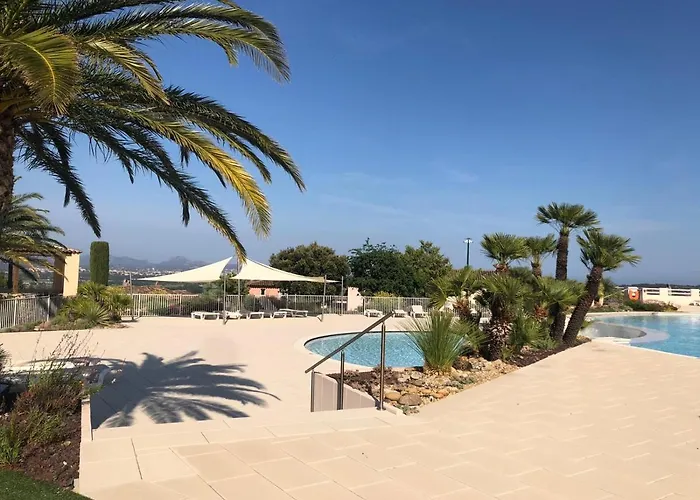 Maison de vacances-vue mer-piscine -tennis