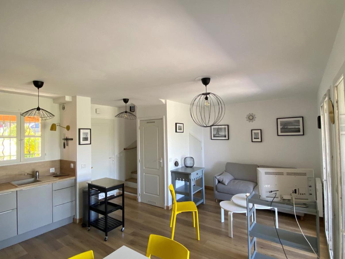 Le Domaine Du Golf Yourhosthelper * Roquebrune-sur-Argens